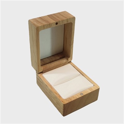 Väikesed ehtekarbid kinkimiseks